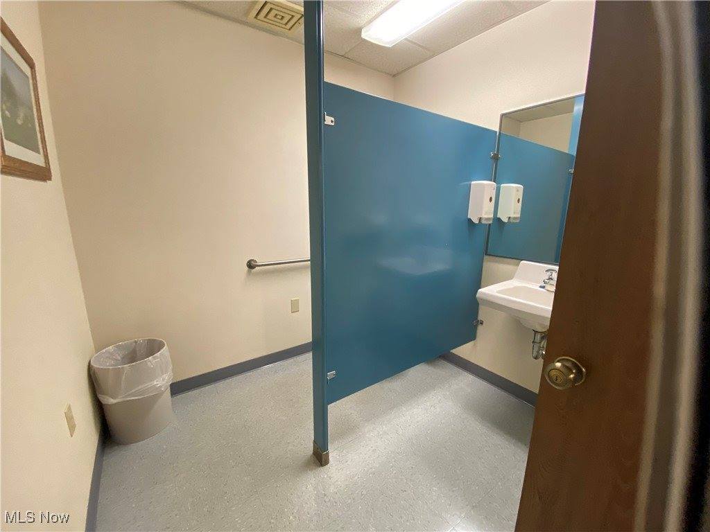 1175 South 13th Street, Cambridge, OH 43725