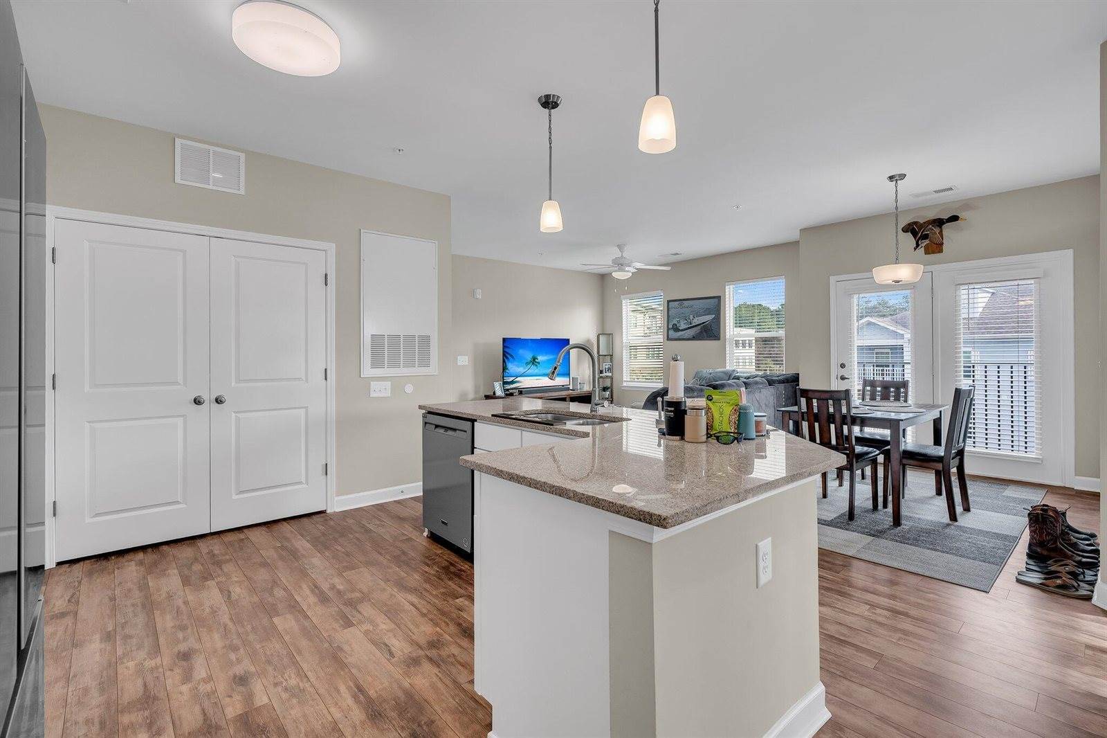 7302 Bowen Corner Avenue, Hanahan, SC 29410