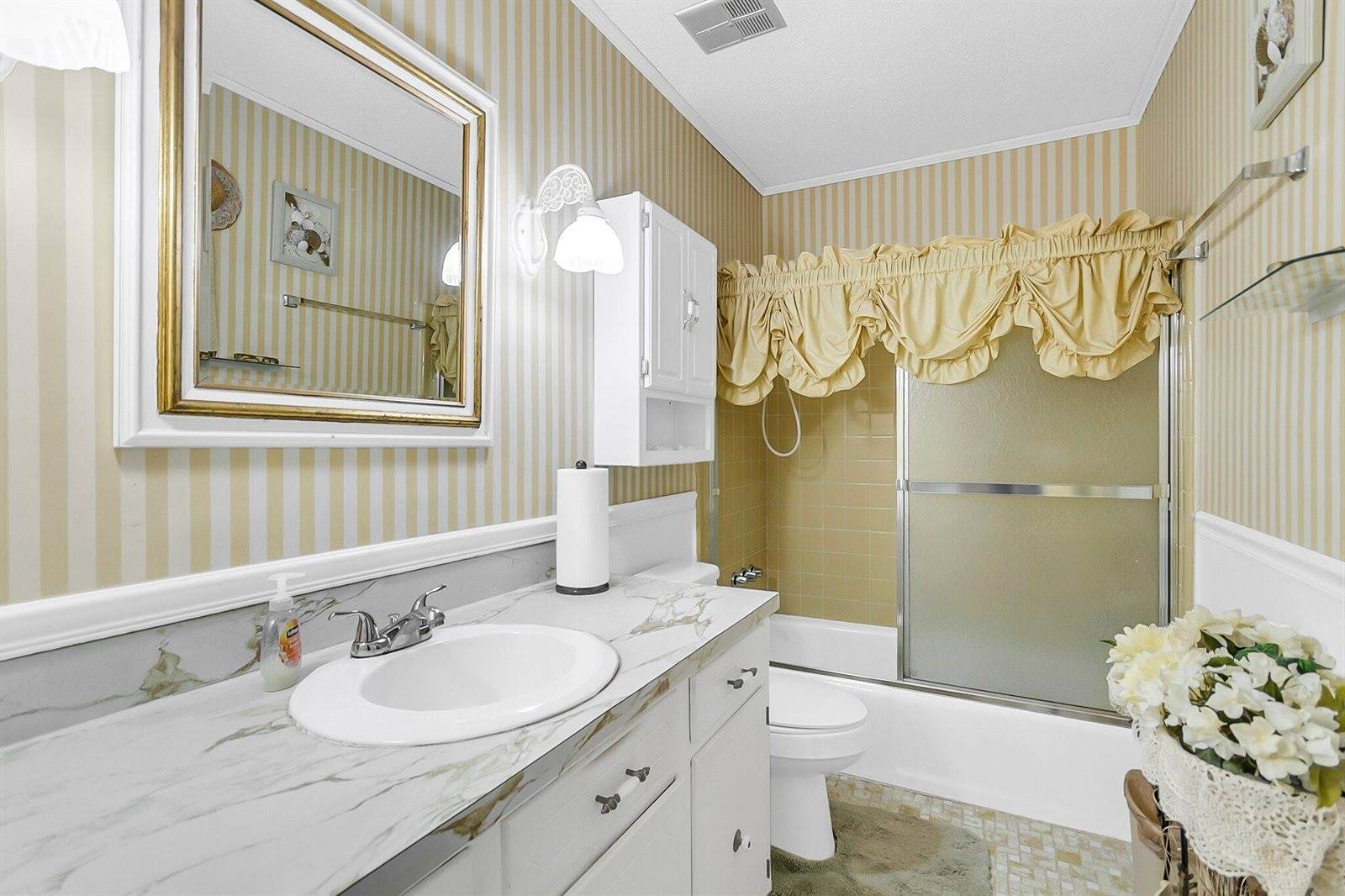 101 Winston Circle, Summerville, SC 29485