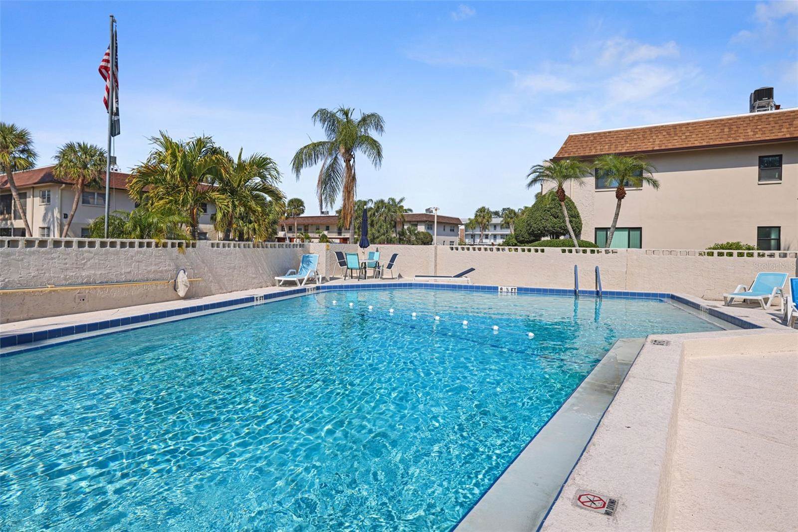 2750 East Bay Drive, #2D, Largo, FL 33771