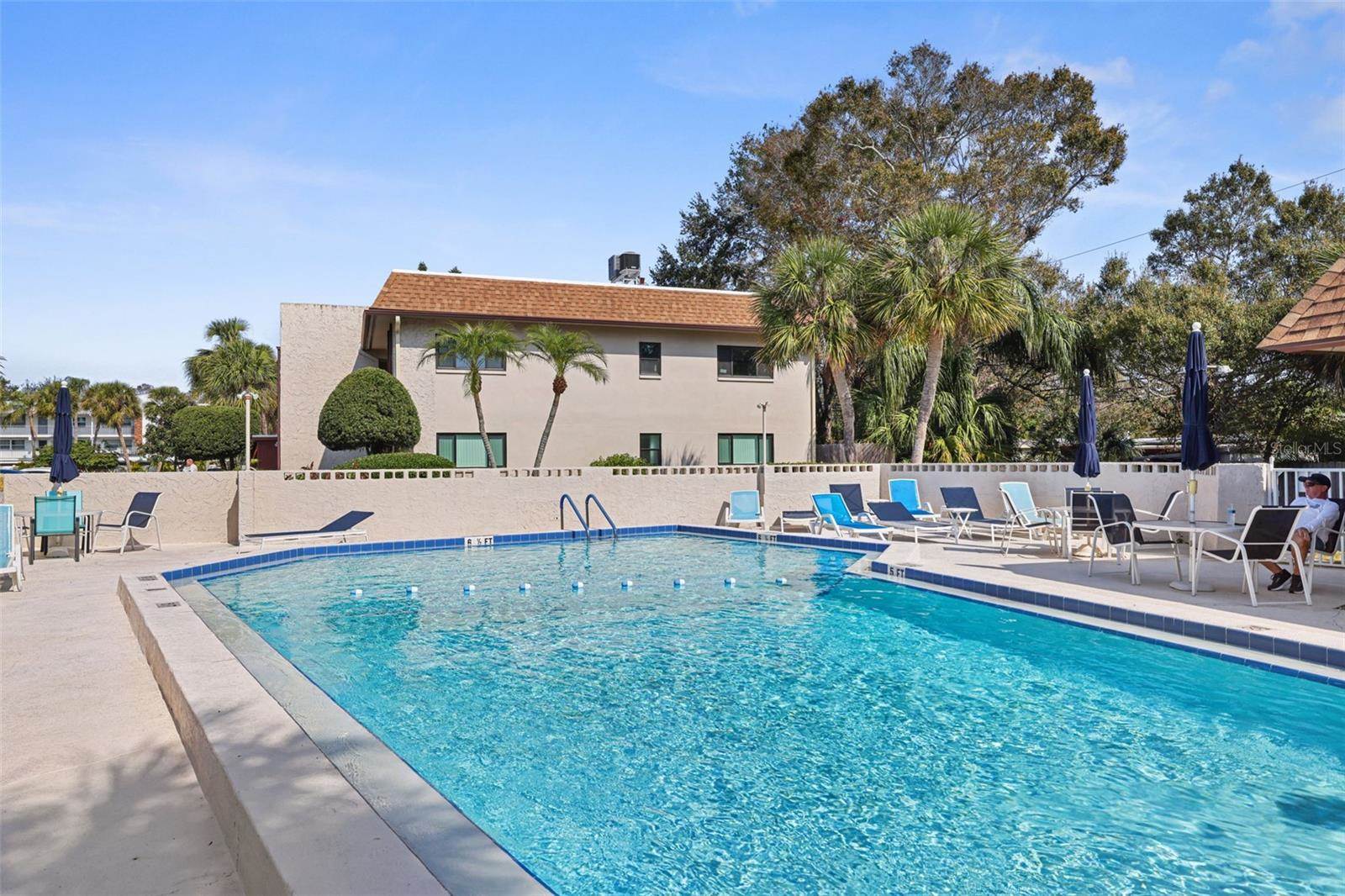 2750 East Bay Drive, #2D, Largo, FL 33771