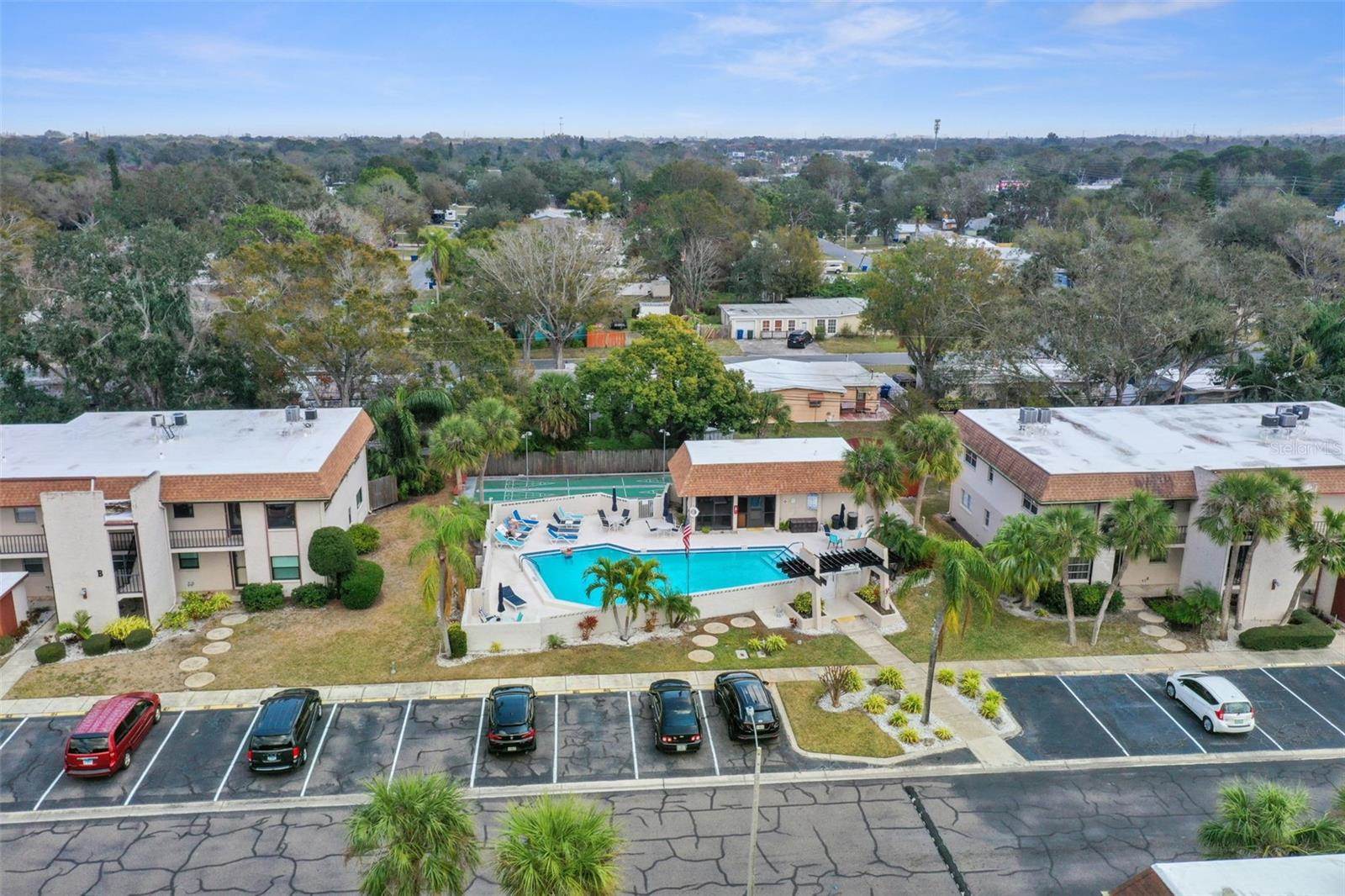 2750 East Bay Drive, #2D, Largo, FL 33771