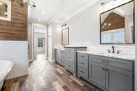 381 Mt Everest Way, Bowling Green, KY 42104