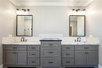 381 Mt Everest Way, Bowling Green, KY 42104