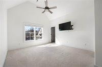 381 Mt Everest Way, Bowling Green, KY 42104