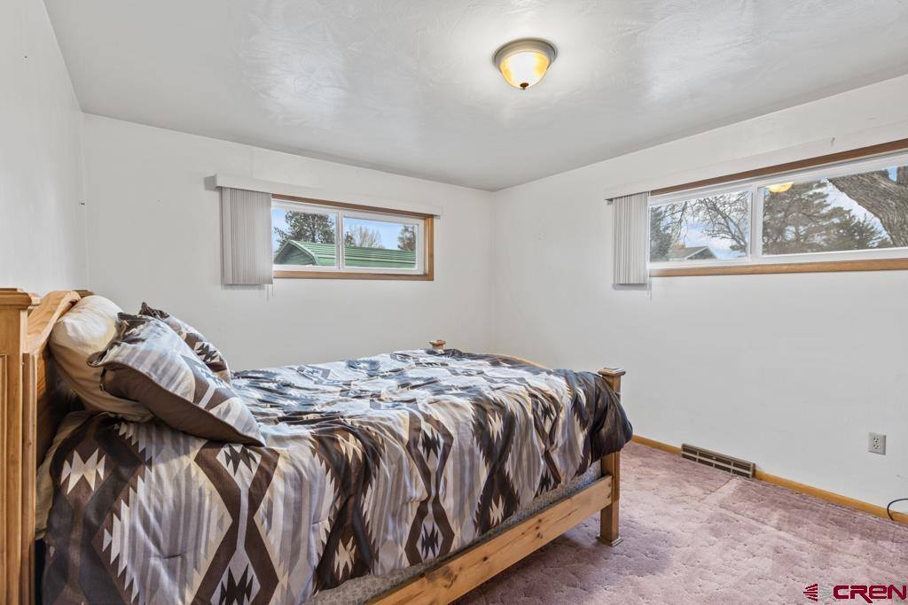 1103 Sunset Lane, Montrose, CO 81403