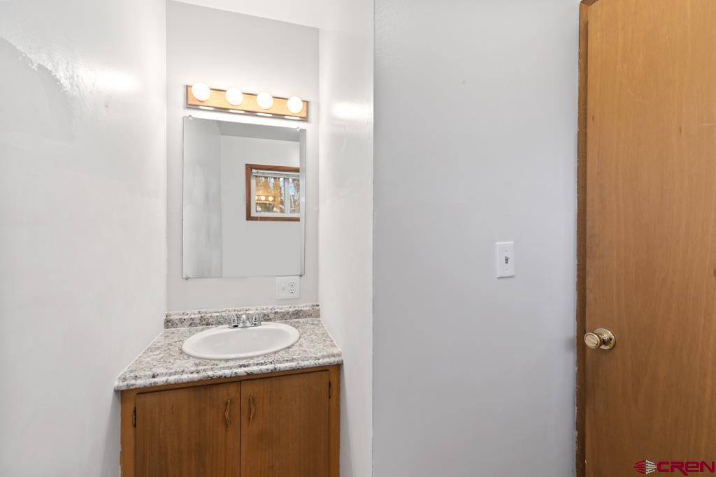 1103 Sunset Lane, Montrose, CO 81403