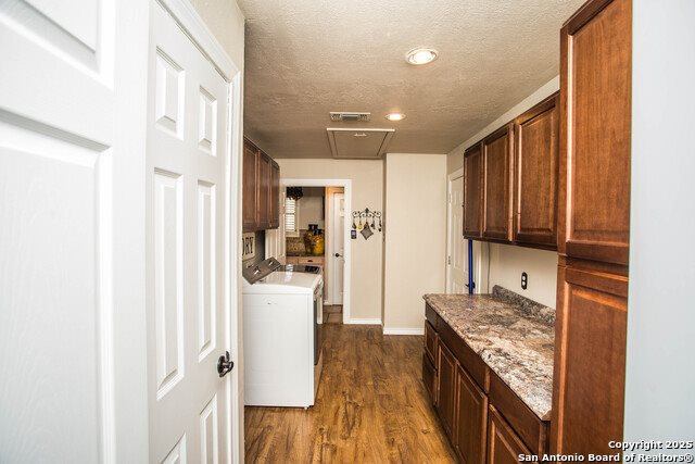 703 E Fir St, Denver City, TX 79323