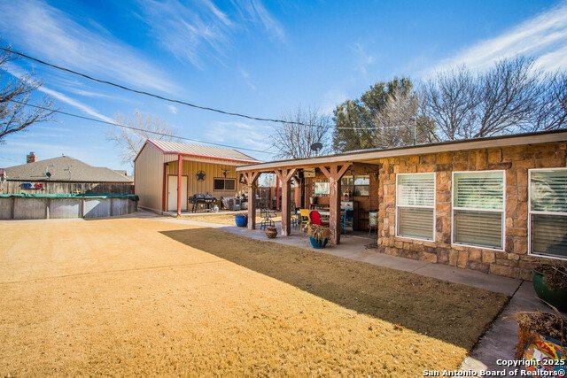 703 E Fir St, Denver City, TX 79323