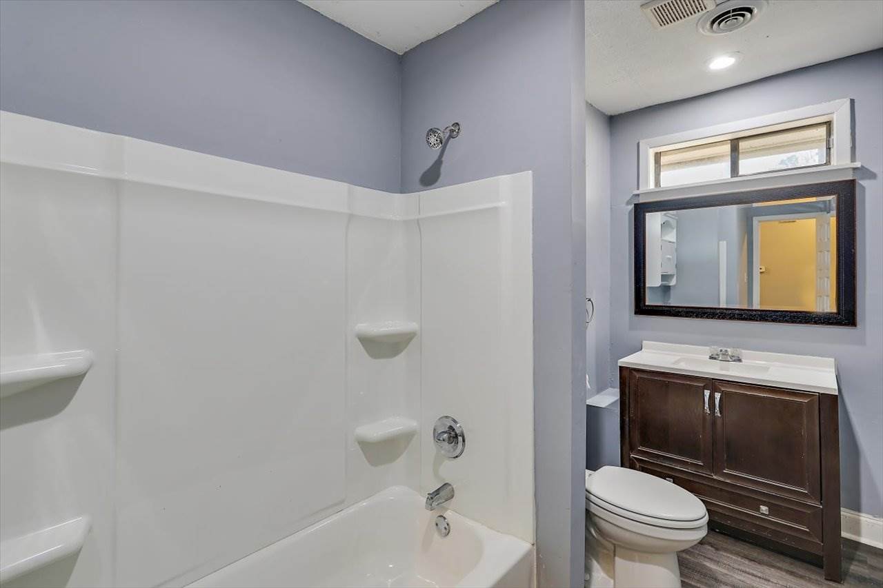 1207 Manchester Dr, Clinton, MS 39056