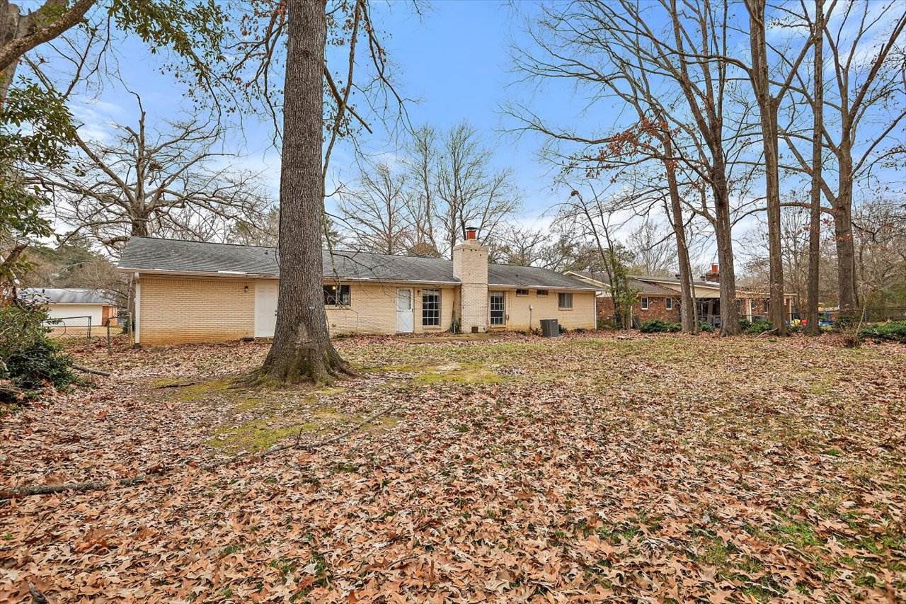 1207 Manchester Dr, Clinton, MS 39056