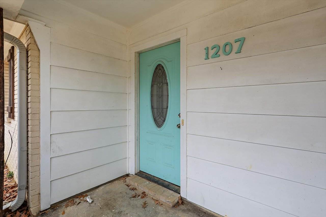 1207 Manchester Dr, Clinton, MS 39056