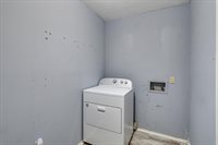 1207 Manchester Dr, Clinton, MS 39056