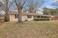 1207 Manchester Dr, Clinton, MS 39056