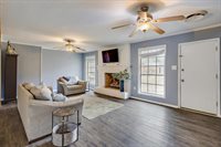 1207 Manchester Dr, Clinton, MS 39056