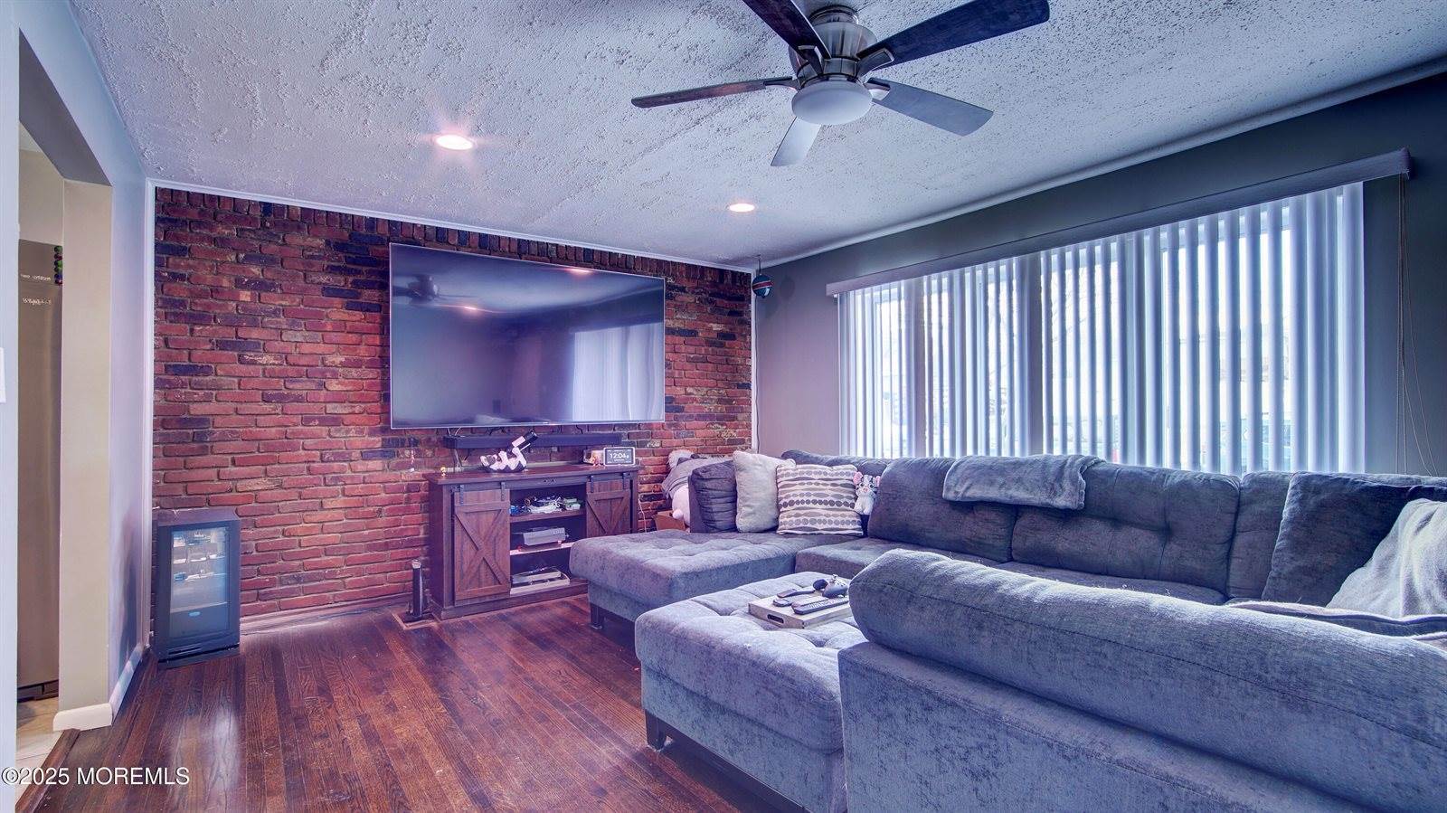 1066 Mereline Avenue, Avenel, NJ 07001