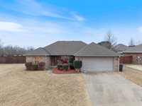 12 Whispering Wind Circle, Vilonia, AR 72173