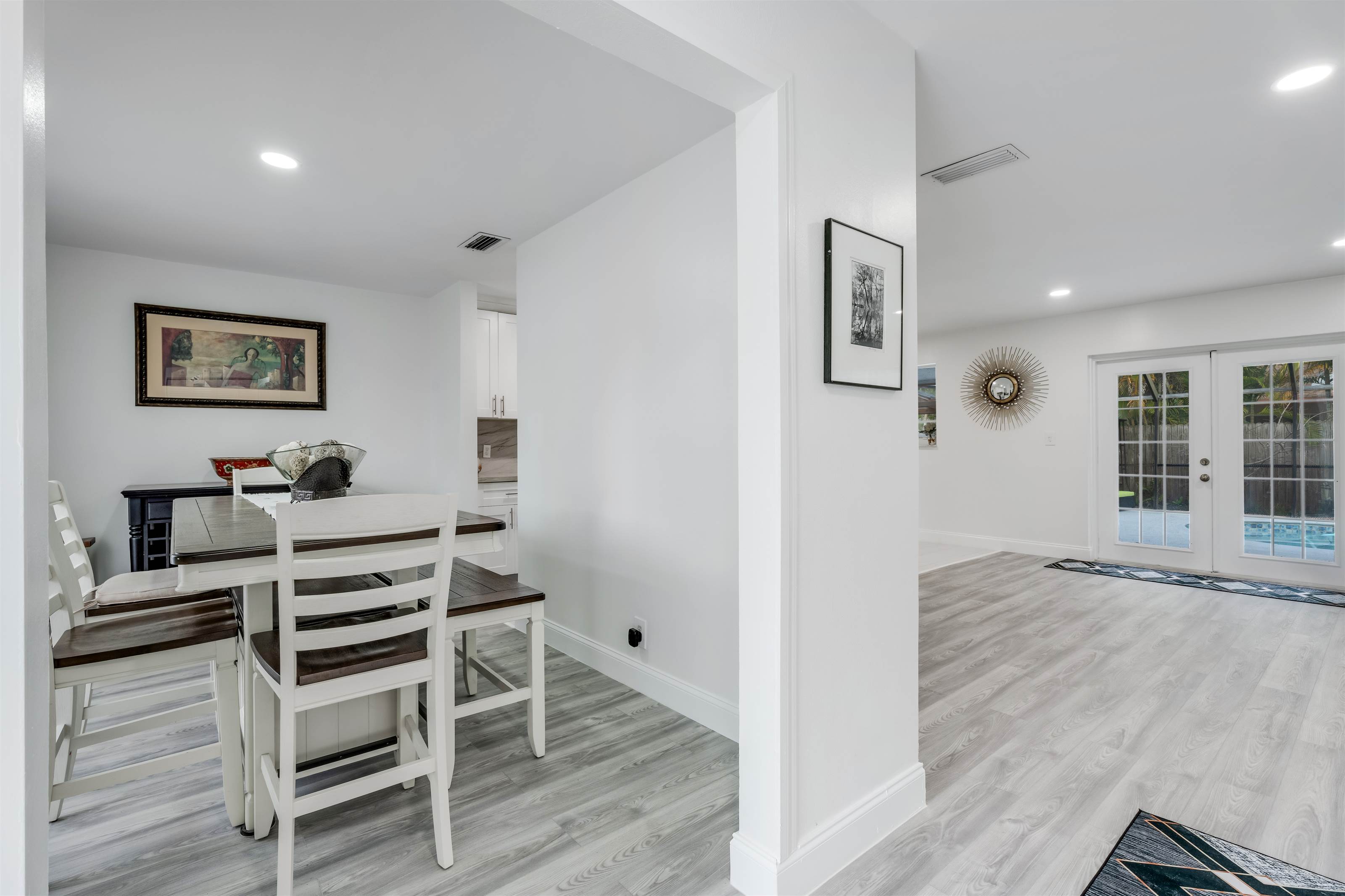 10445 SW 52nd ST, Cooper City, FL 33328