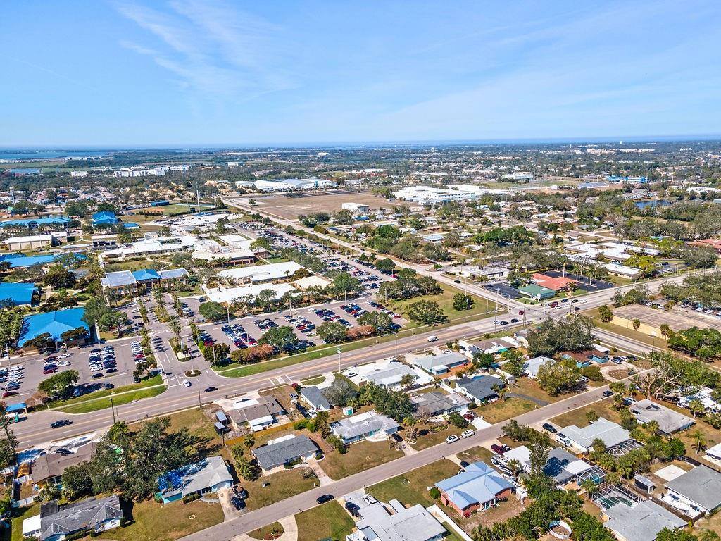 5724 25TH Street West, Bradenton, FL 34207