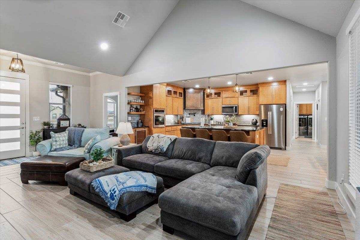 202 Pratts Way, Lawton, OK 73507