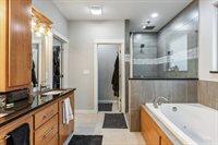 202 Pratts Way, Lawton, OK 73507