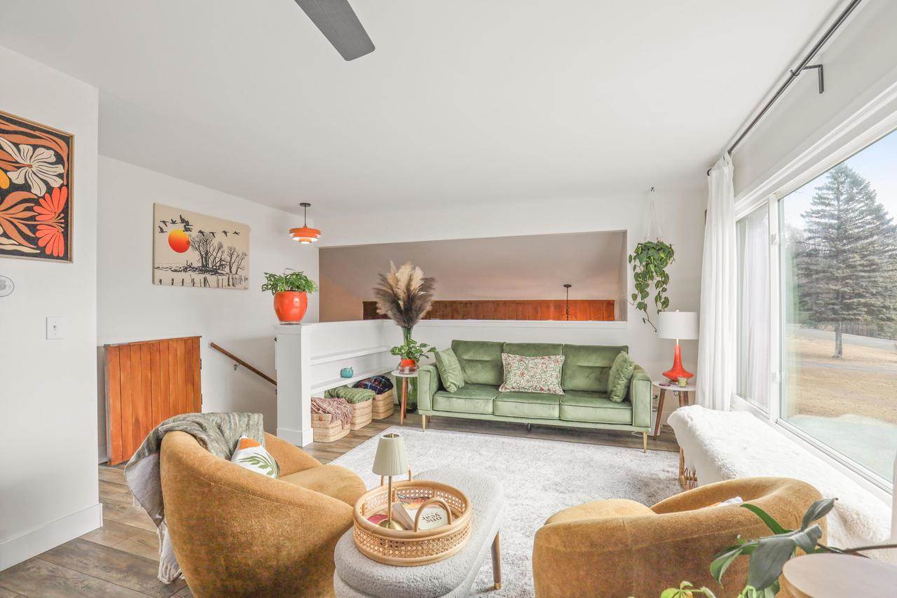 W8372 Crawford ROAD, Portage, WI 53901