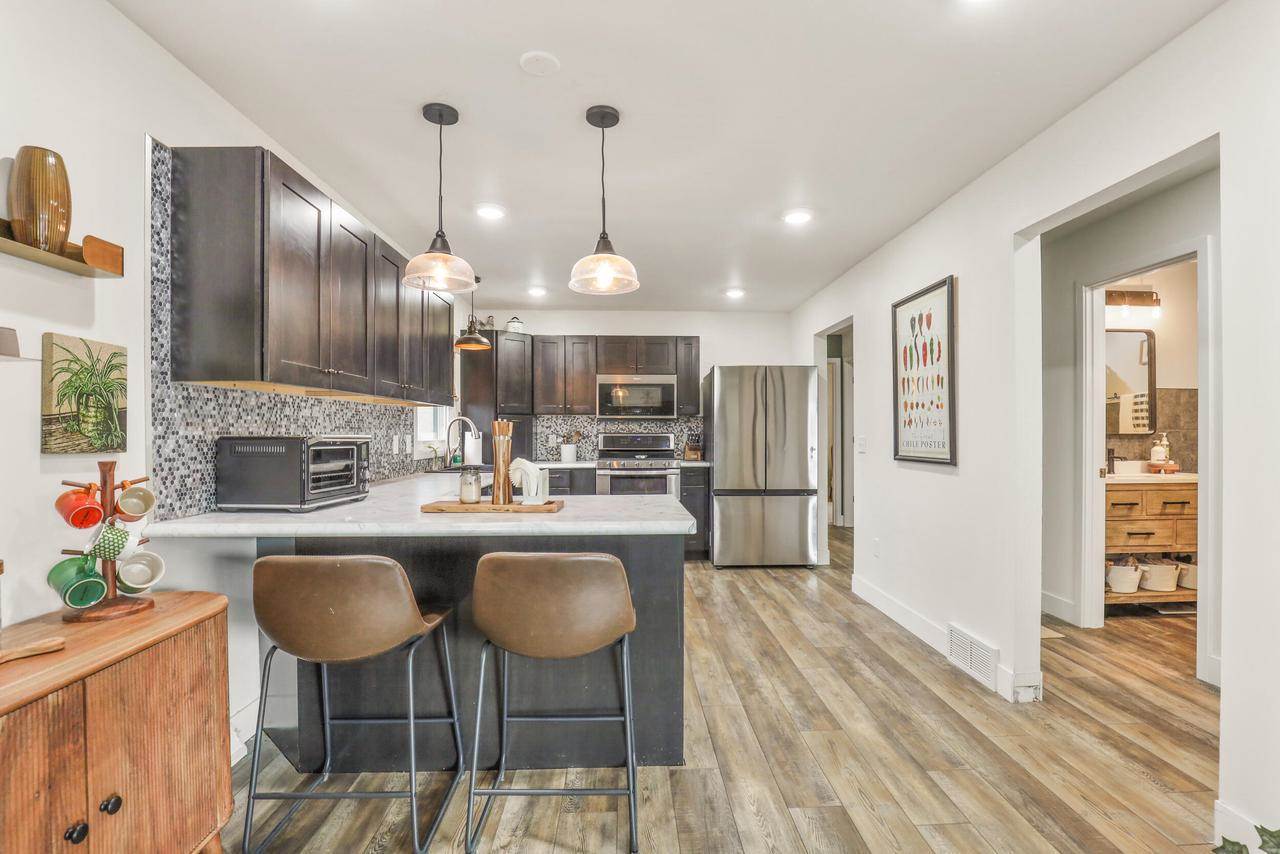 W8372 Crawford ROAD, Portage, WI 53901