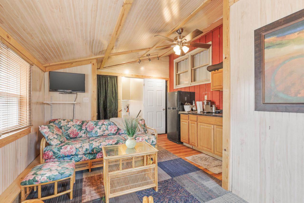 W8372 Crawford ROAD, Portage, WI 53901