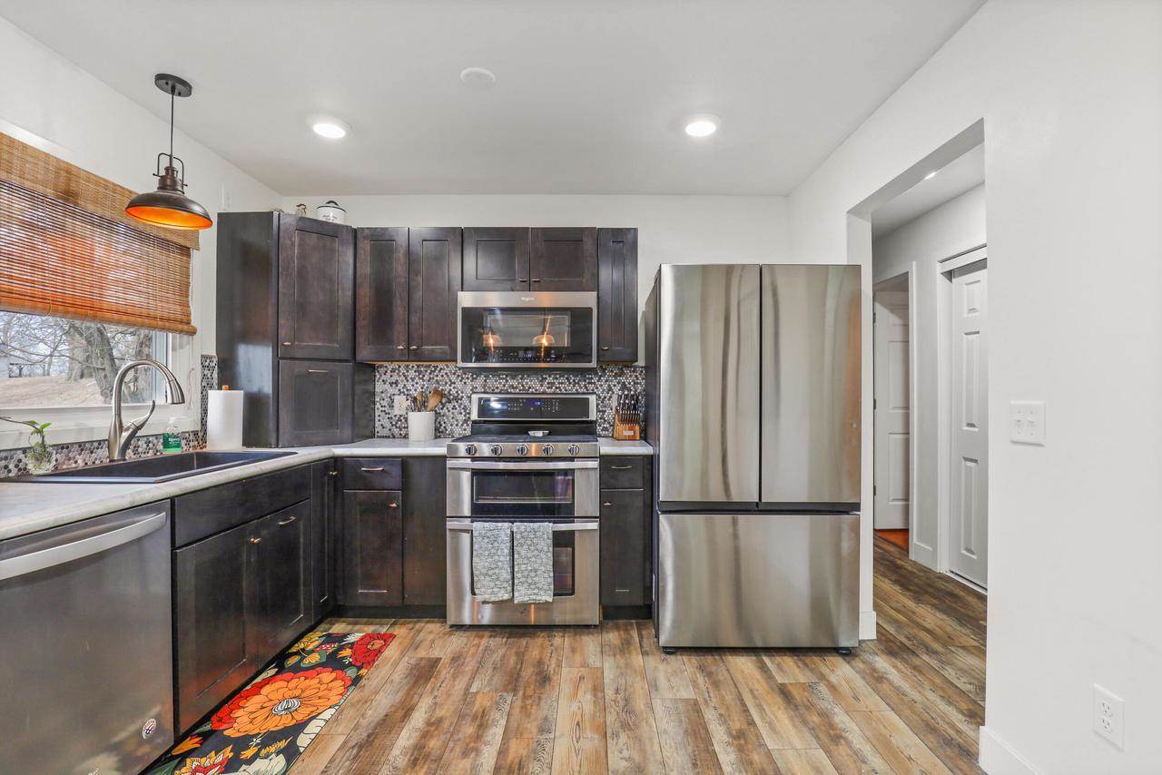 W8372 Crawford ROAD, Portage, WI 53901