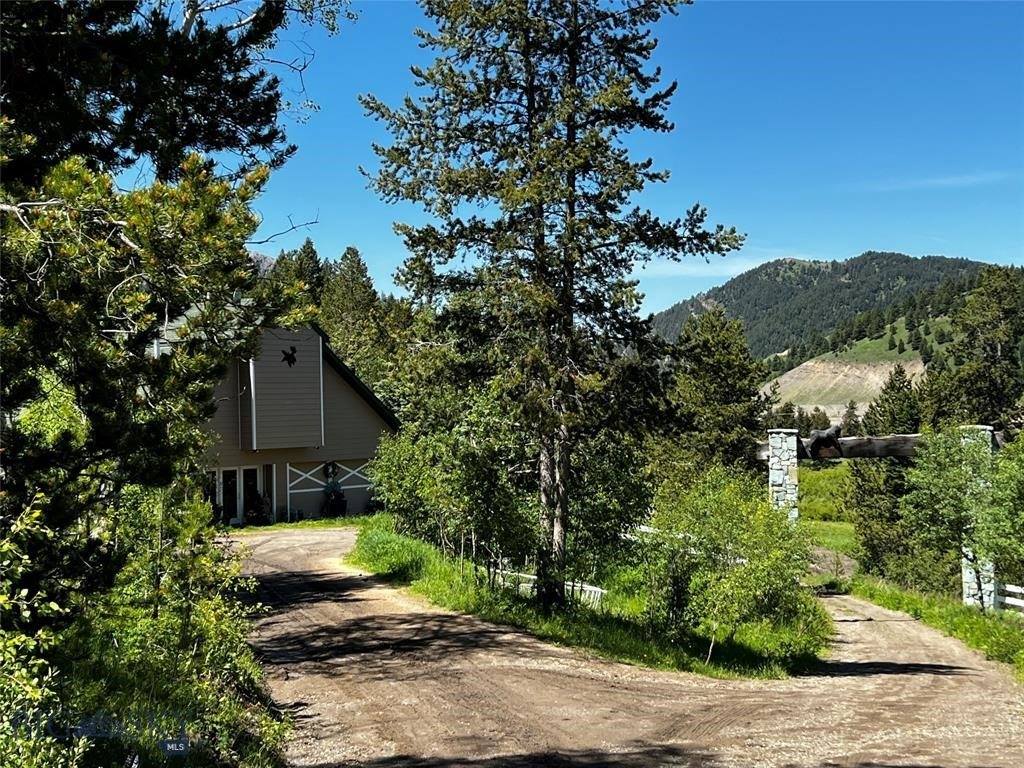 770 Mountain Moose Road, Bozeman, MT 59715