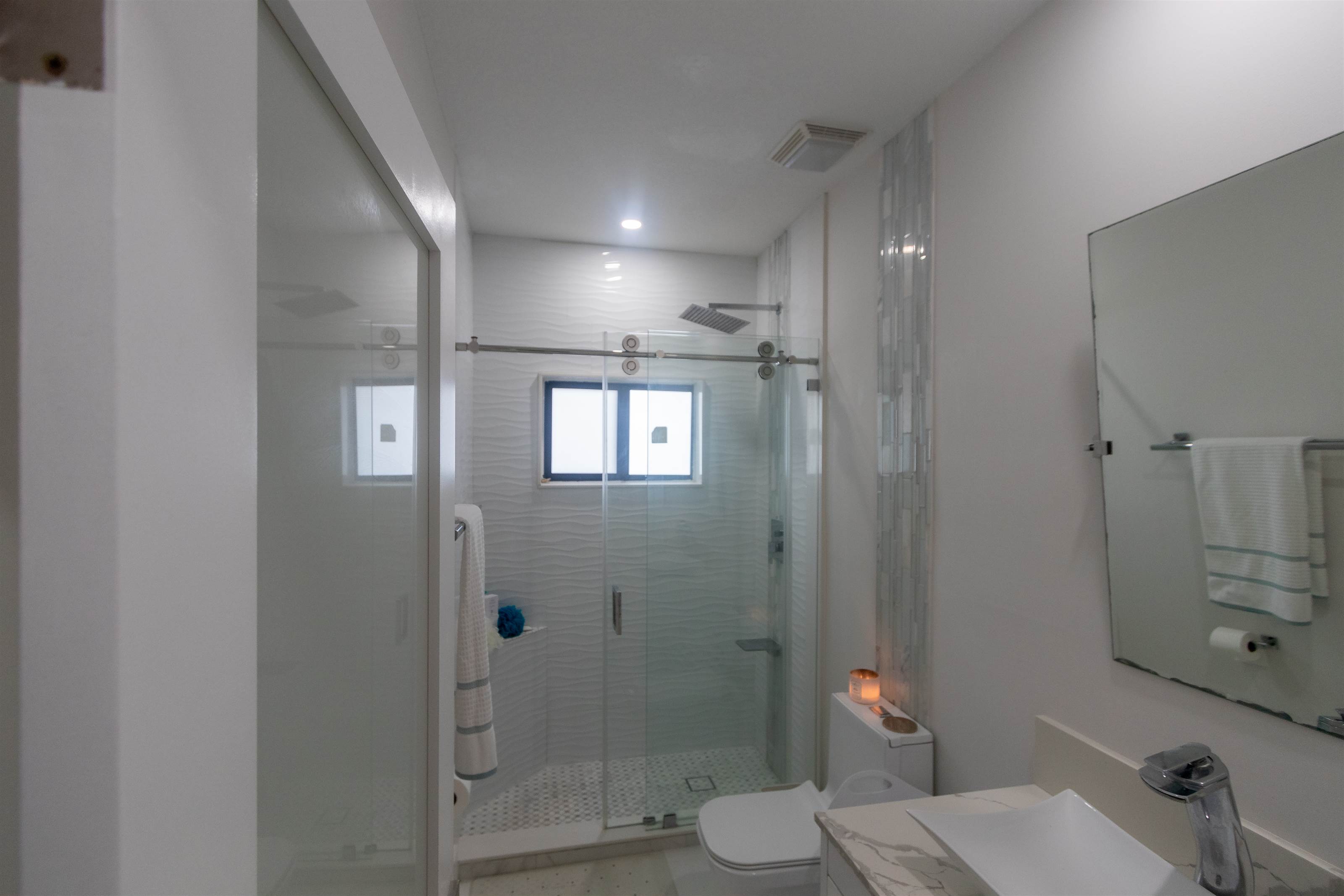 7005 West 5th Ave, Hialeah, FL 33014