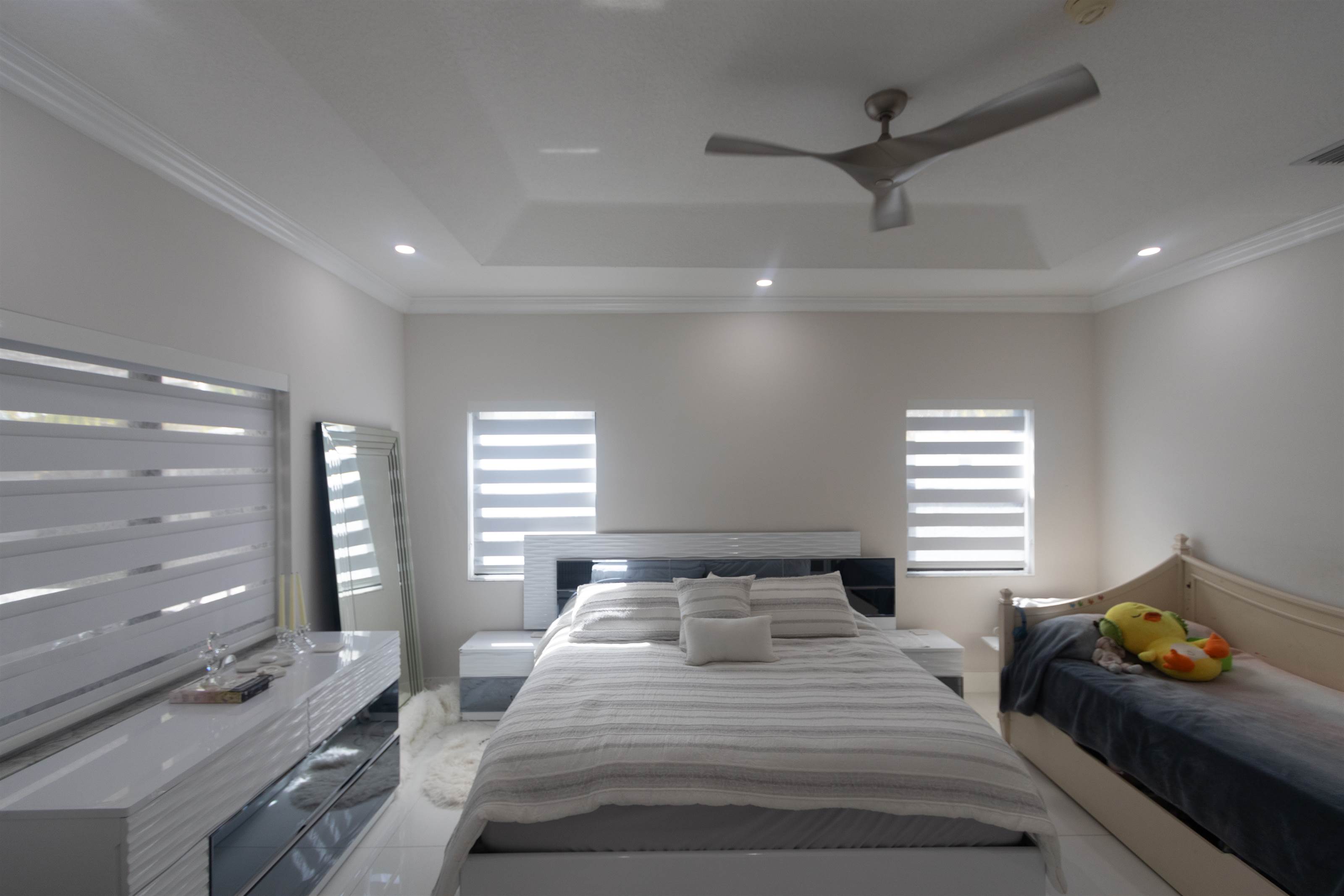 7005 West 5th Ave, Hialeah, FL 33014