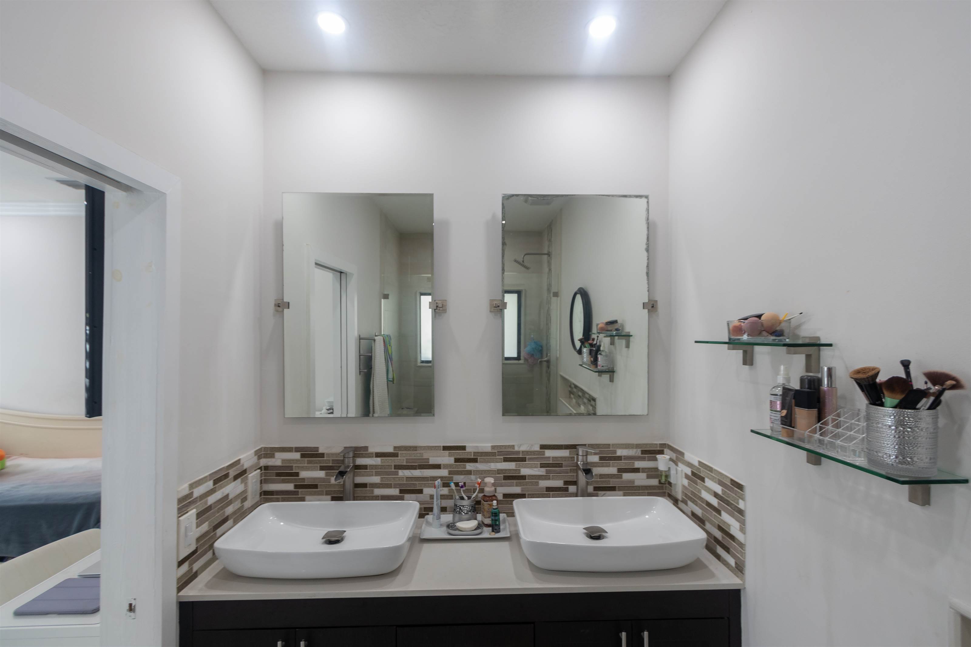 7005 West 5th Ave, Hialeah, FL 33014