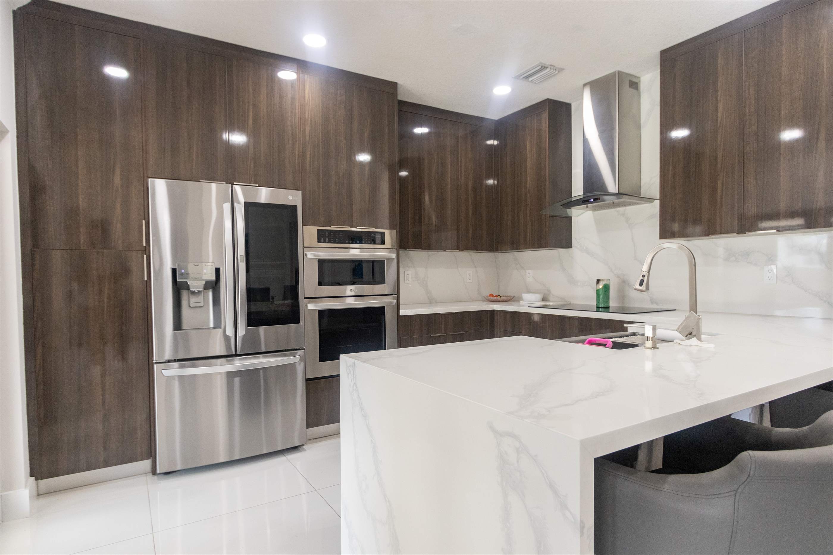 7005 West 5th Ave, Hialeah, FL 33014