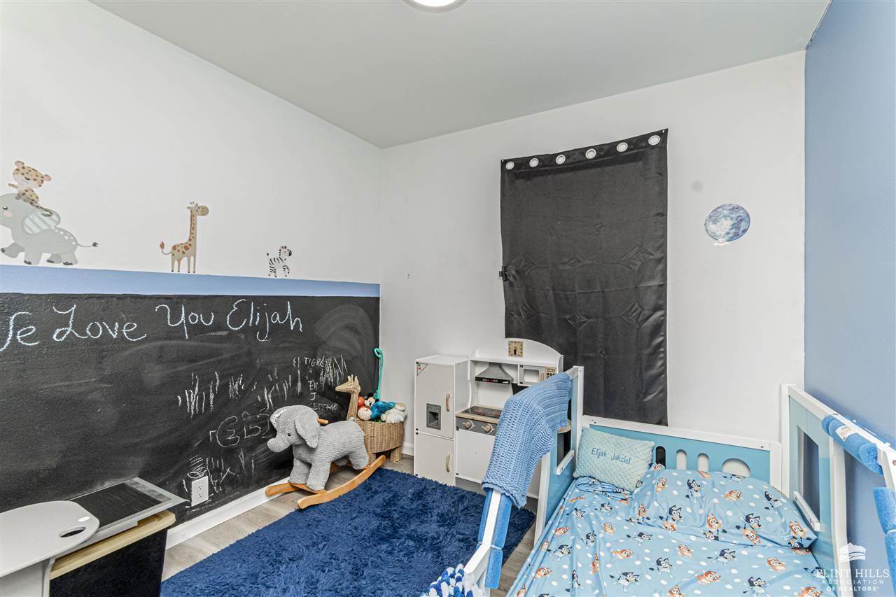 1314 Manley Circle, Junction City, KS 66441