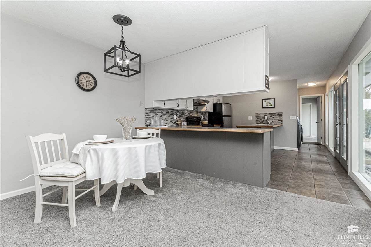 1063 West Chestnut Street, Junction City, KS 66441