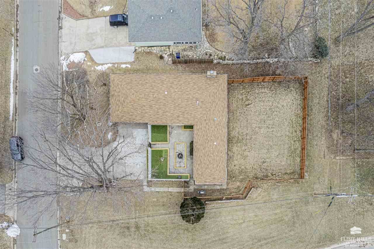 1063 West Chestnut Street, Junction City, KS 66441