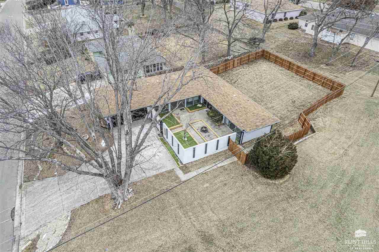 1063 West Chestnut Street, Junction City, KS 66441