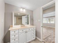 7440 Apple Creek Drive, Mint Hill, NC 28227