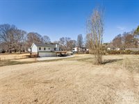 7440 Apple Creek Drive, Mint Hill, NC 28227