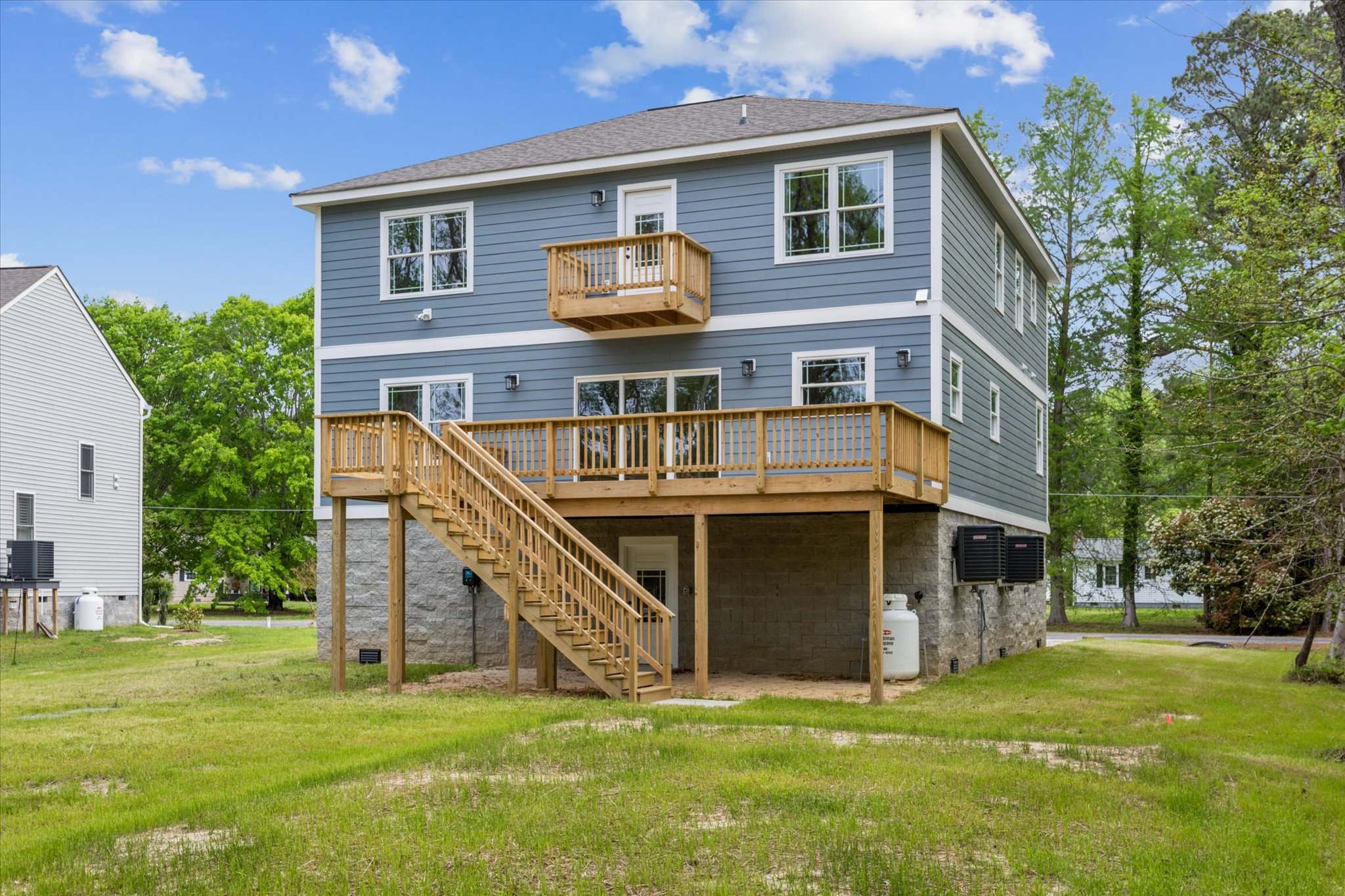 8280 Mobjack Lane, Gloucester County, VA 23072