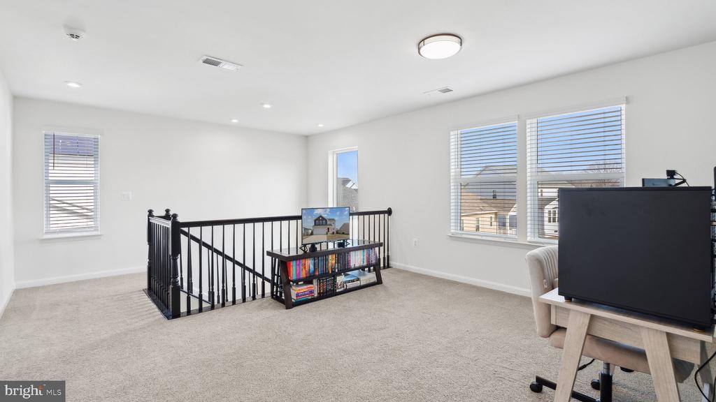 12153 Pronghorn Ln, King George, VA 22485