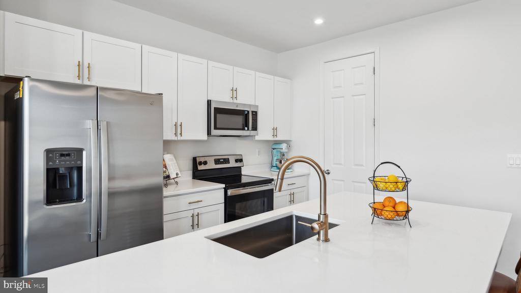 12153 Pronghorn Ln, King George, VA 22485