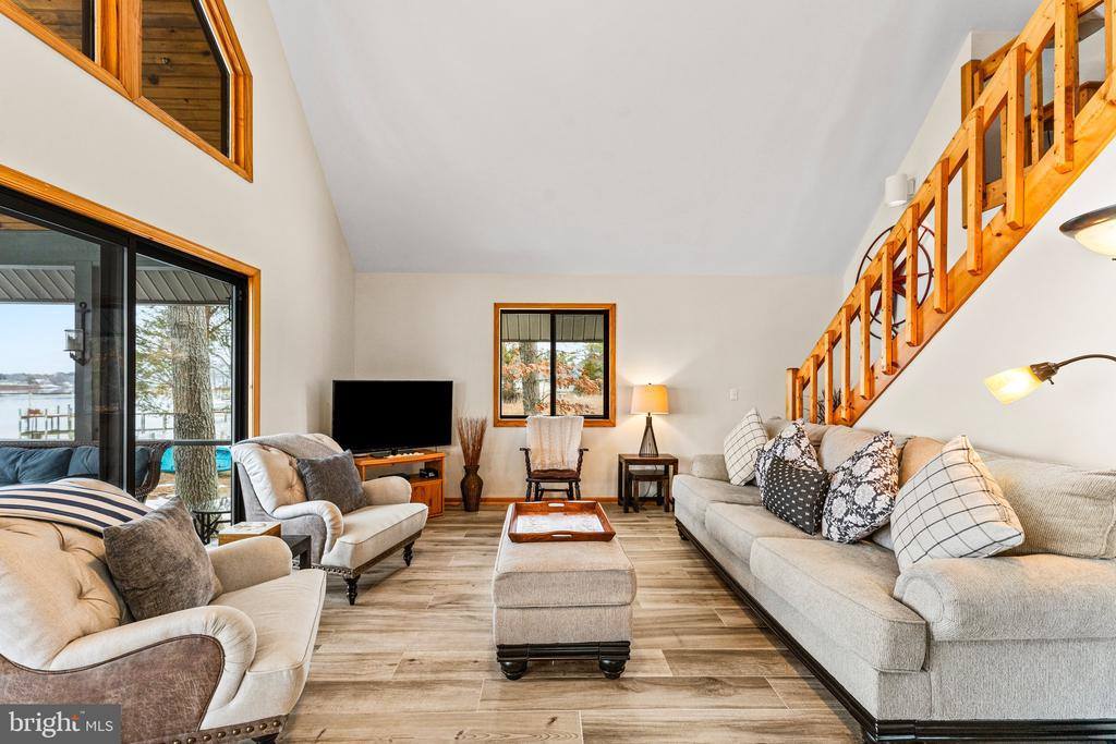 167 Grandview Landing, Hague, VA 22469