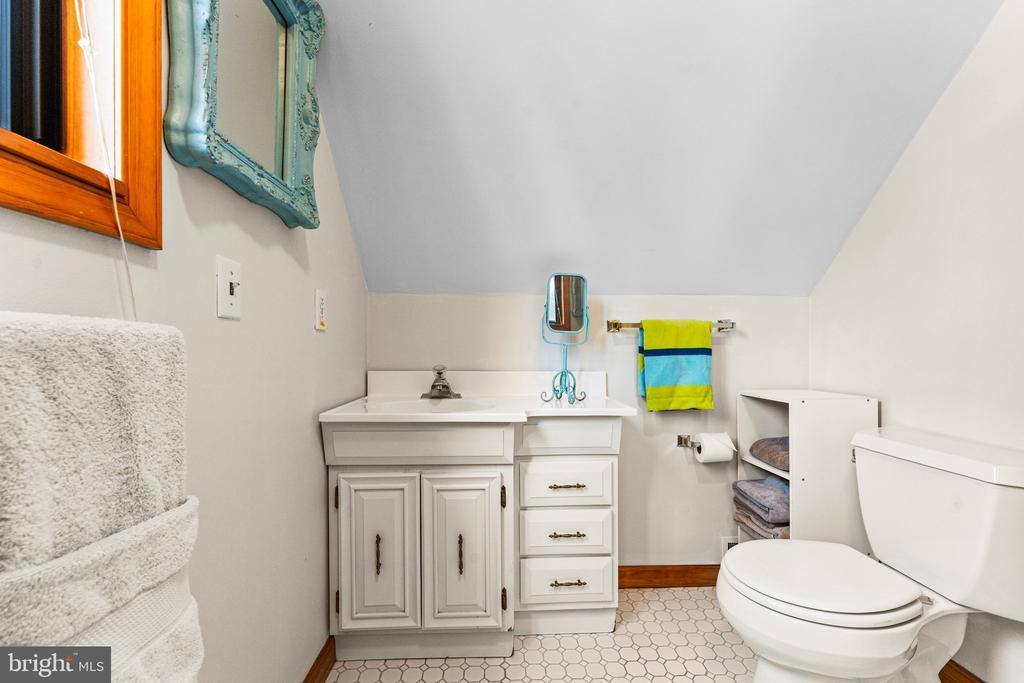 167 Grandview Landing, Hague, VA 22469