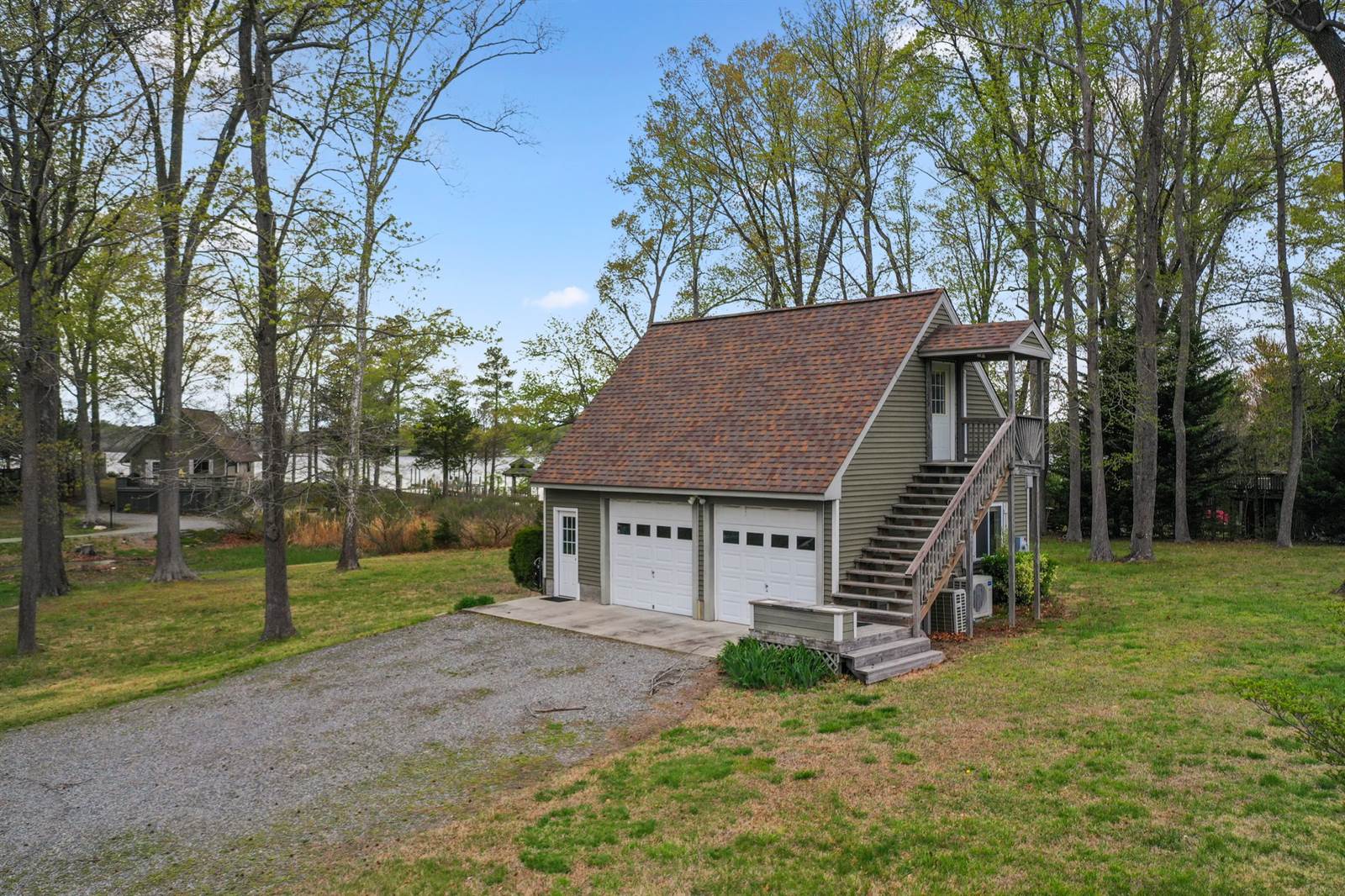 167 Grandview Landing, Hague, VA 22469