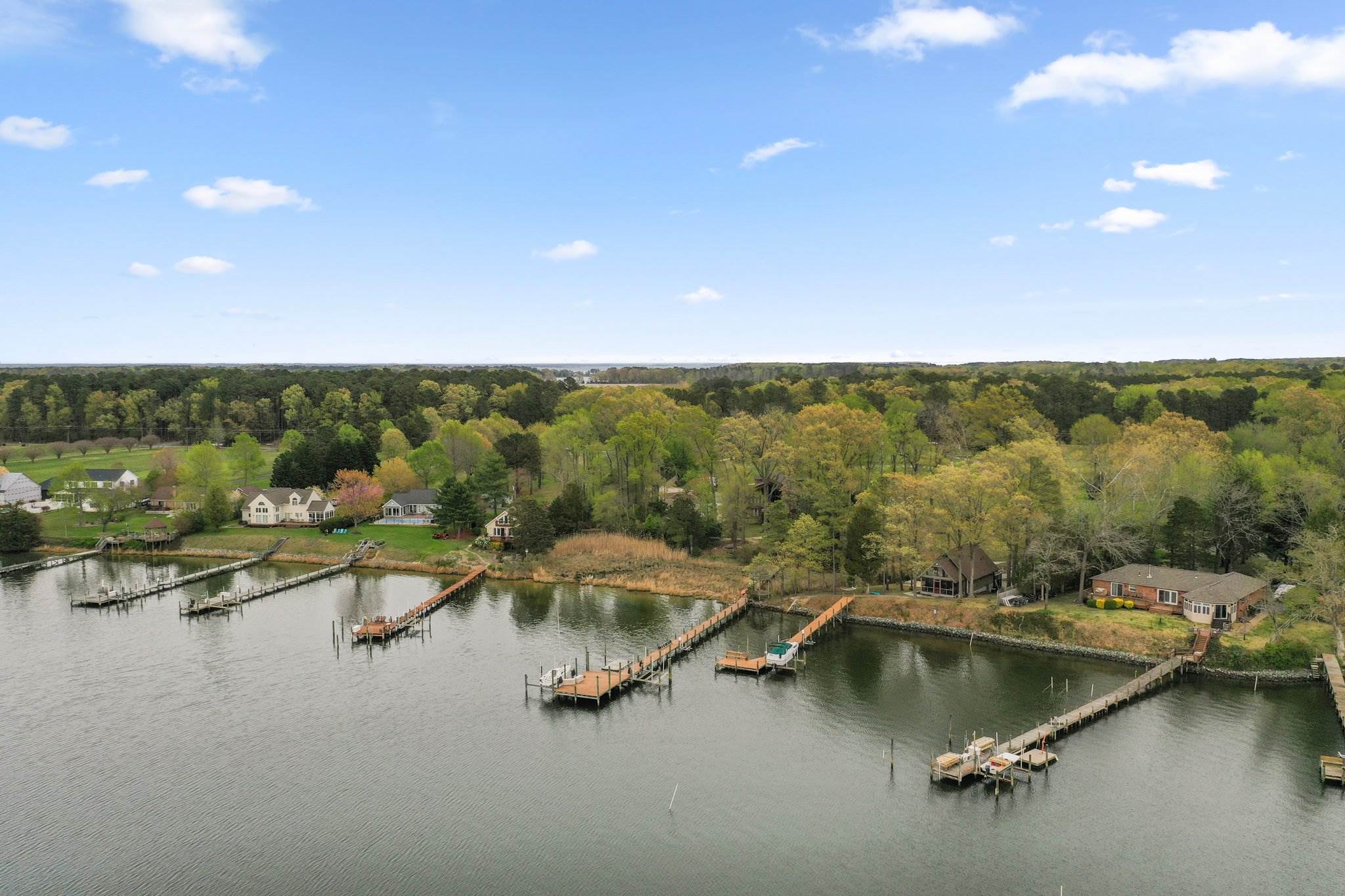167 Grandview Landing, Hague, VA 22469