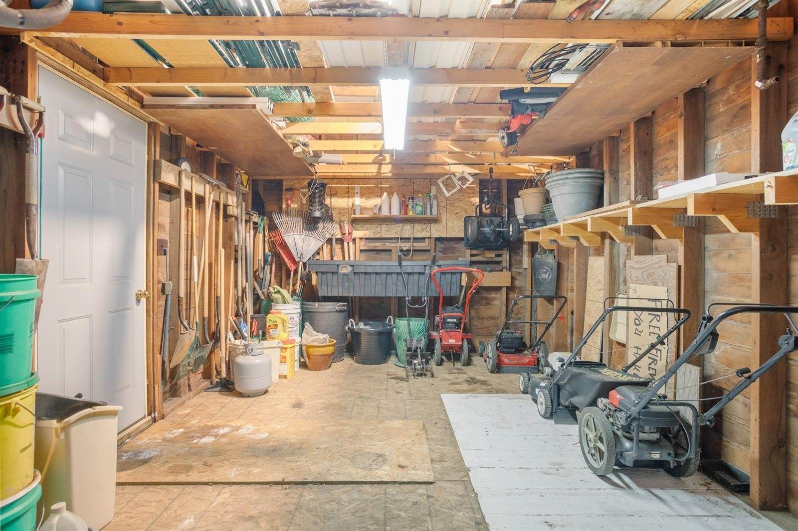 15010 19th Ave NW, Burlington, ND 58722