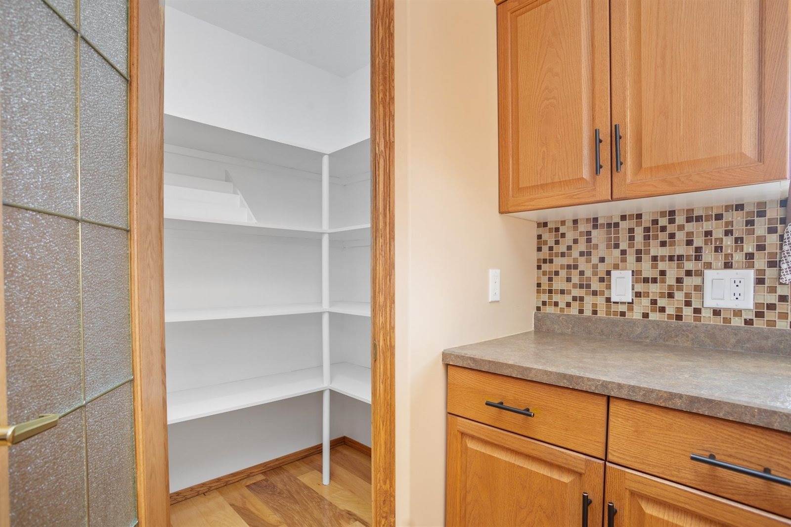 15010 19th Ave NW, Burlington, ND 58722