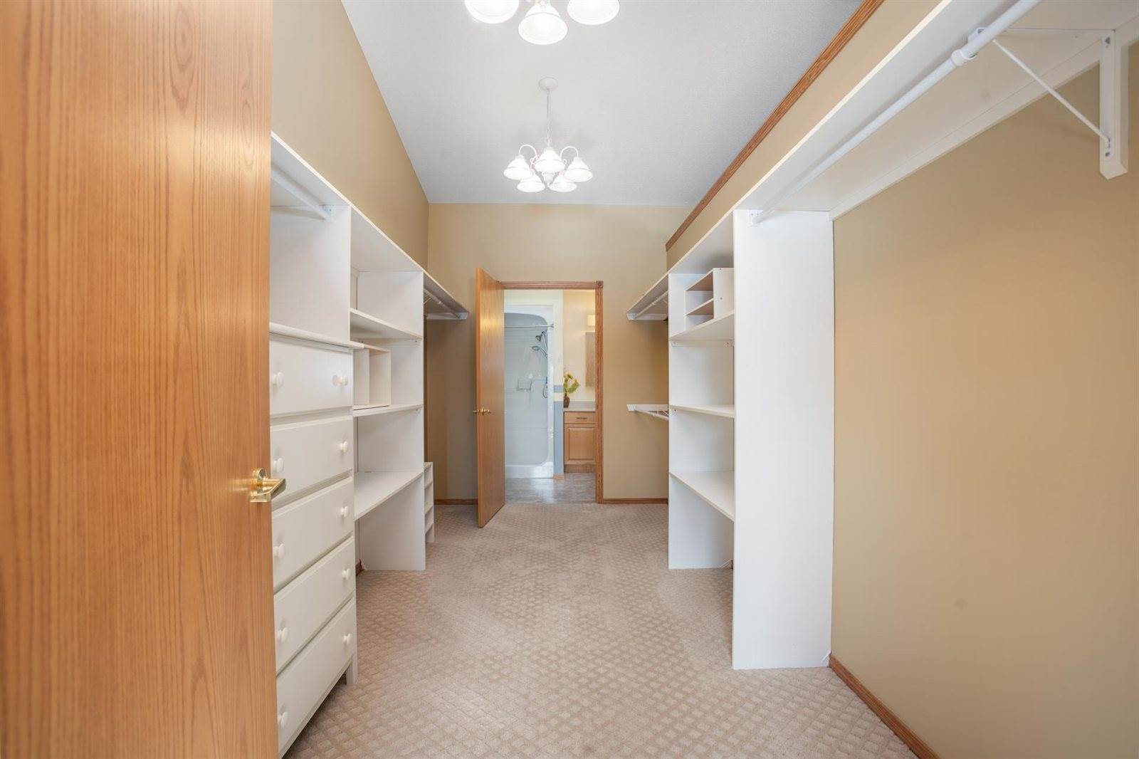 15010 19th Ave NW, Burlington, ND 58722
